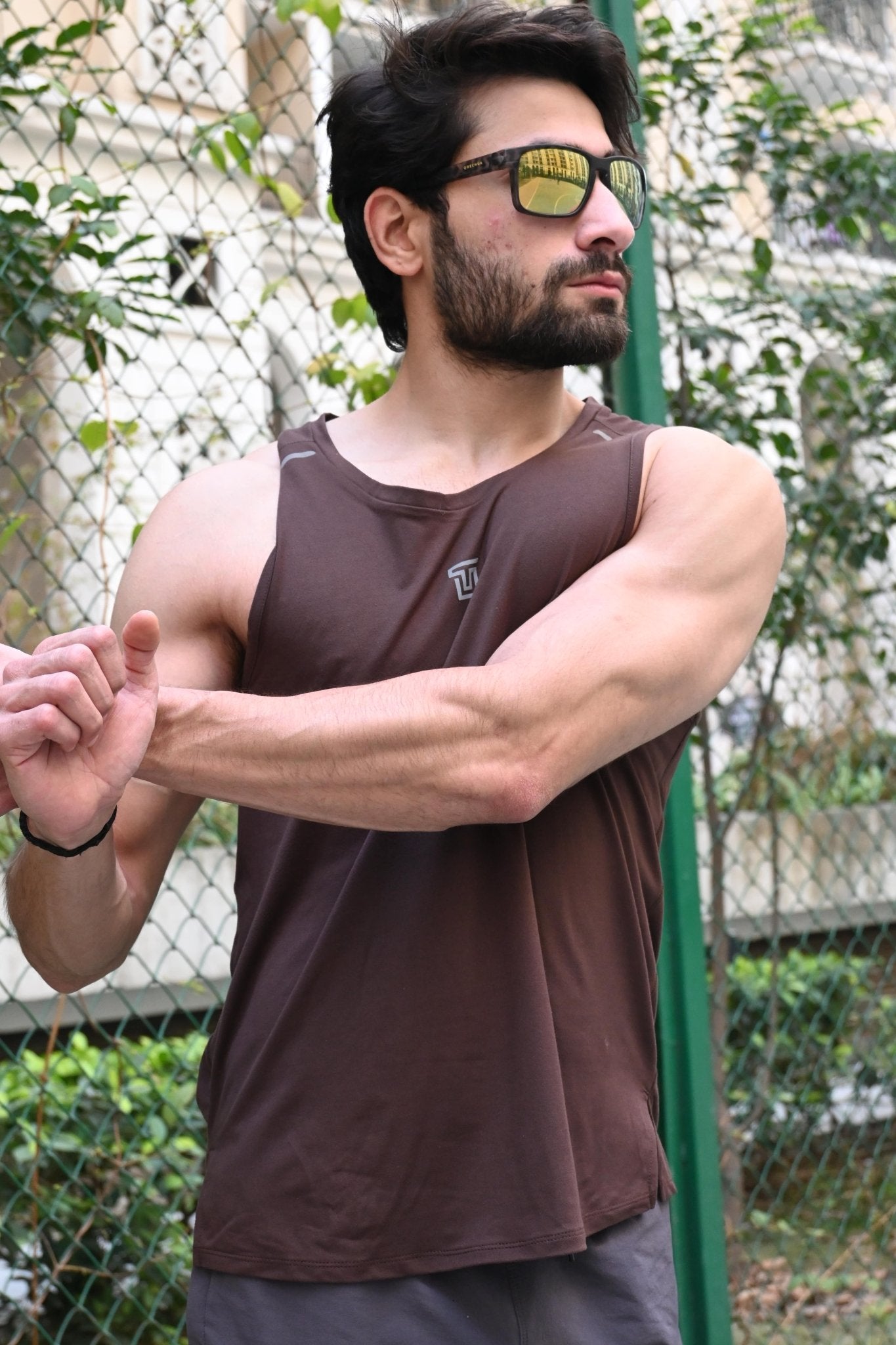 Untrain Men Running Tank Top - UNTRAINUNTRAIN