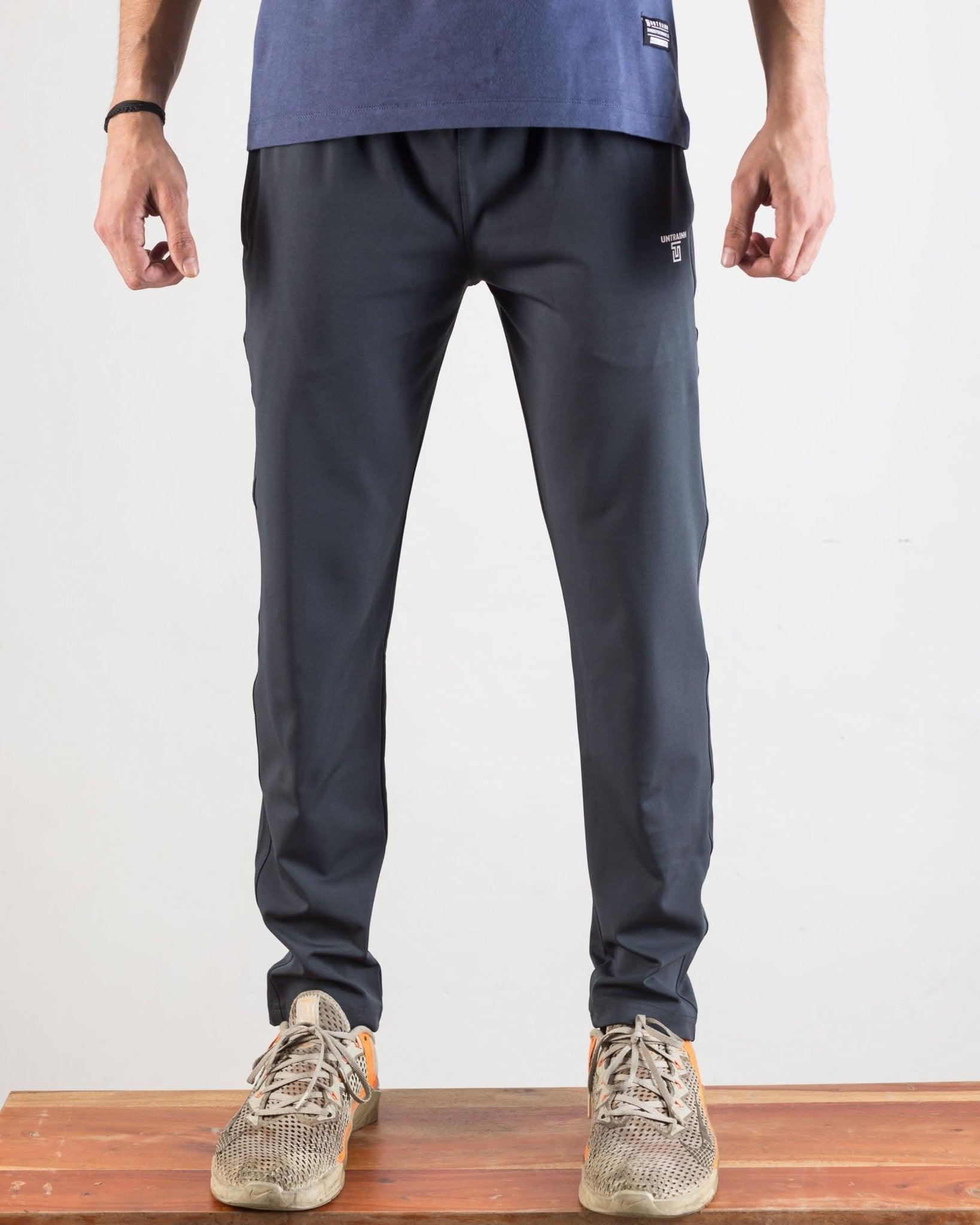 Untrain Men Basic Track Pant - UNTRAIN